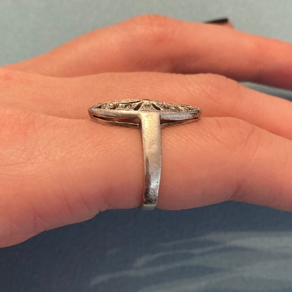 Vintage silver ring with zircons - Picture 7 of 8